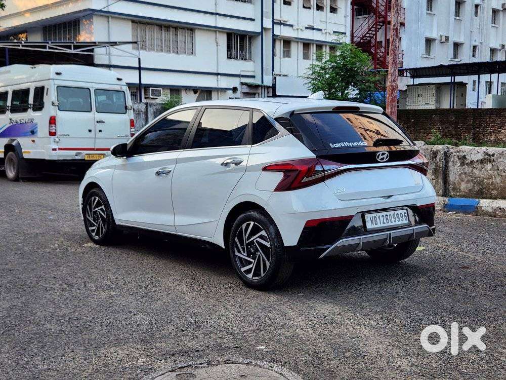 Hyundai I20 Asta 1.4 Automatic (o) With Sunroof, 2024, Petrol