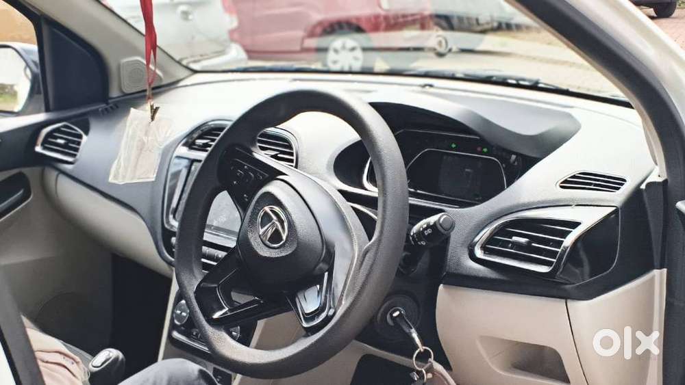 Tata Tiago 1.05 Revotorq Xz Plus, 2022, Petrol