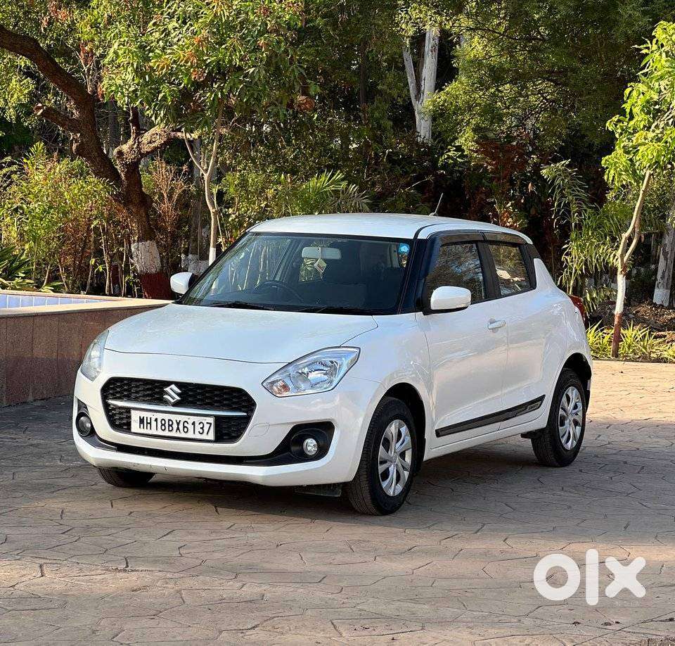 Maruti Suzuki Swift Vxi + Manual, 2023, Petrol