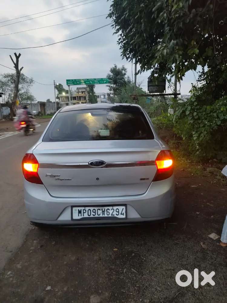 Ford Aspire Titanium 2017