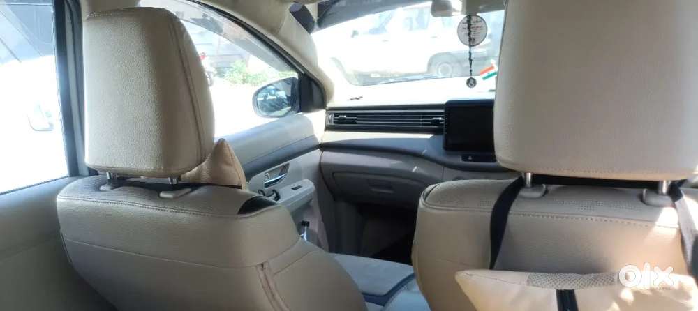 Maruti Suzuki Ertiga Vxi 2025
