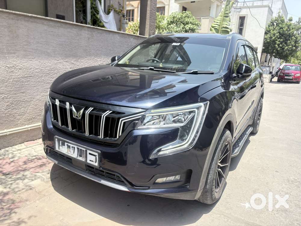 Mahindra Xuv700 2.2 Ax 3 Diesel At 5 Str, 2023, Diesel
