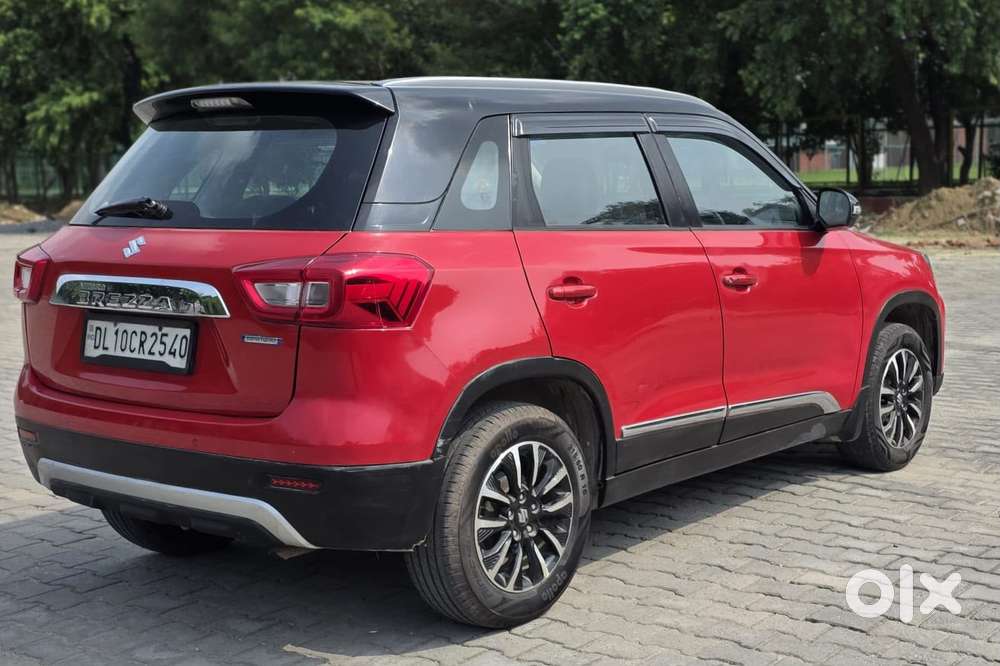 Maruti Suzuki Brezza 1.5 Zxi Plus At Smart Hybrid, 2022, Petrol