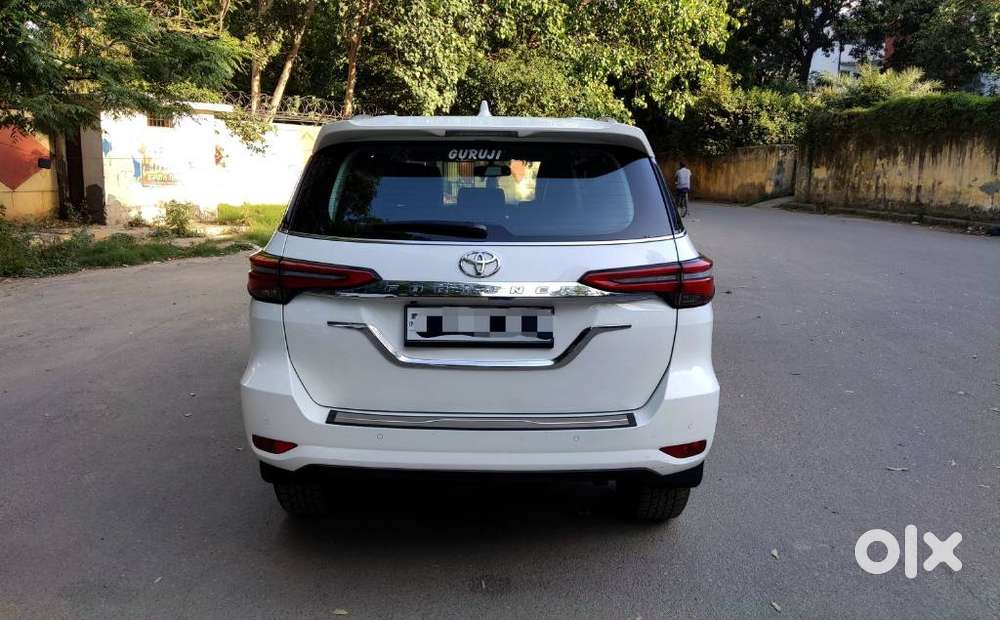 Toyota Fortuner [2021-ongoing] 2.7 2wd Petrol At, 2024, Petrol