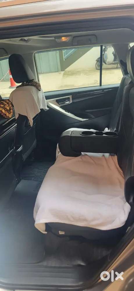 Toyota Innova Crysta 2024