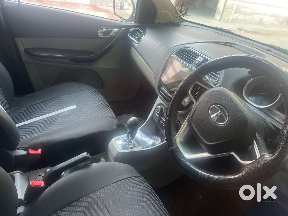 Tata Tiago Xza Petrol 2017