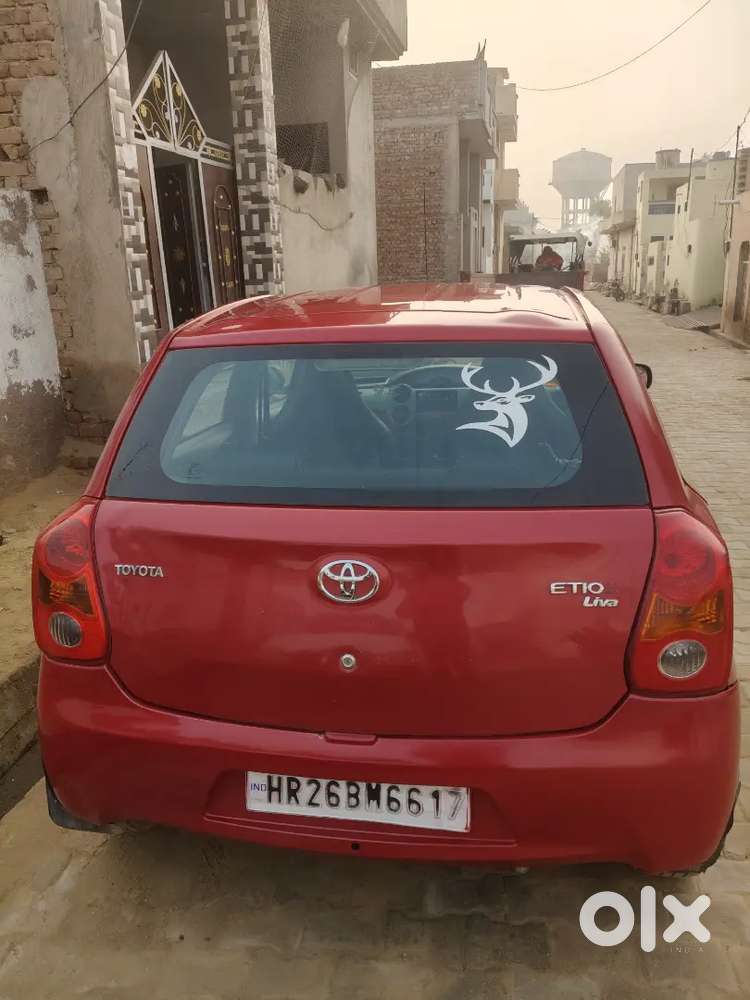 Toyota Etios Liva 2012