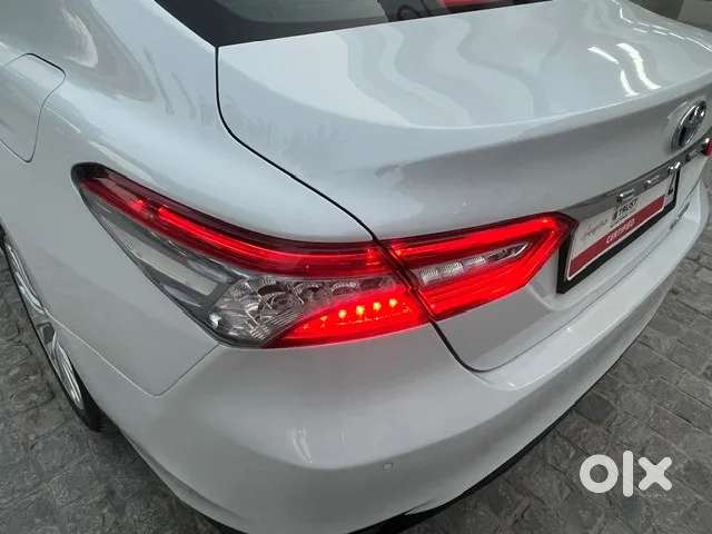 Toyota Camry Hybrid, 2021, Petrol