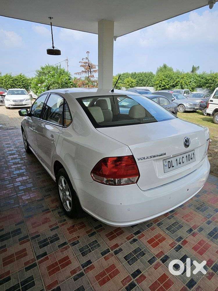 Volkswagen Vento Petrol Highline, 2013, Petrol