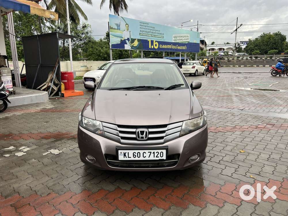 Honda City 2011-2013 V At Exclusive, 2011, Petrol