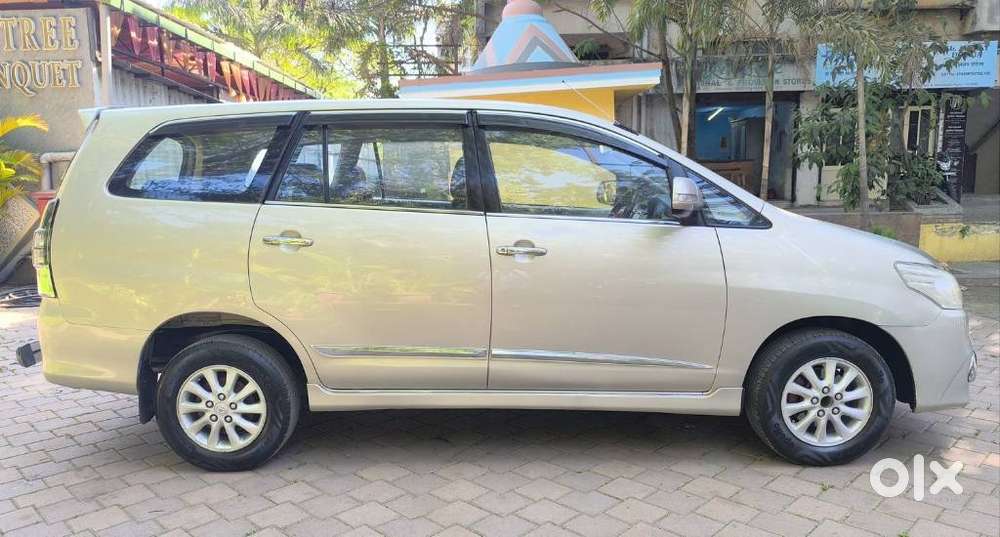 Toyota Innova 2.5 V 8 Str, 2013, Diesel