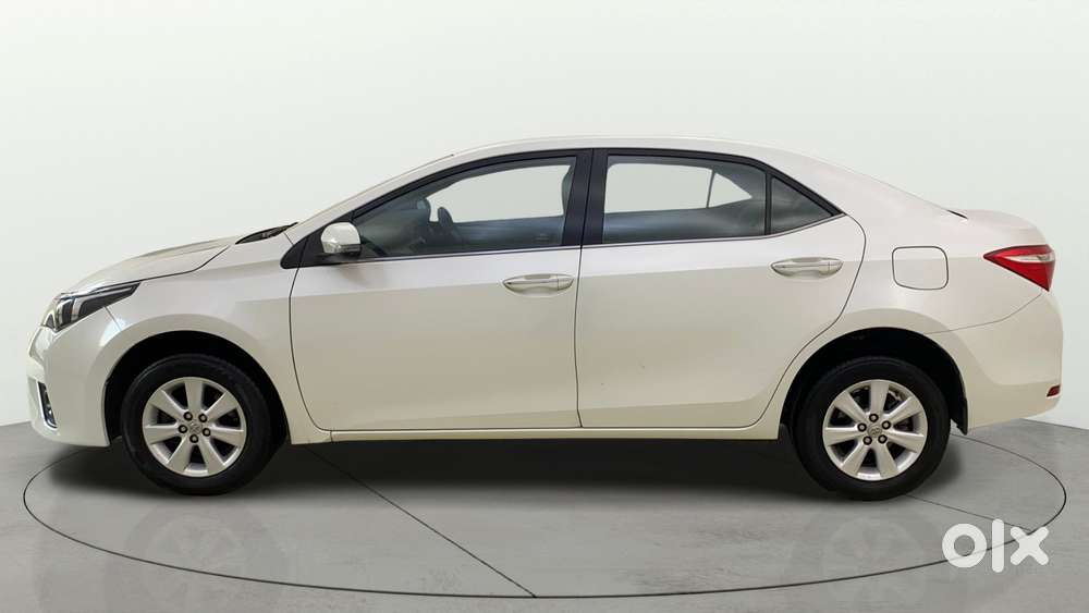 Toyota Corolla Altis [2014-2017] 1.8 G Cvt, 2016, Petrol