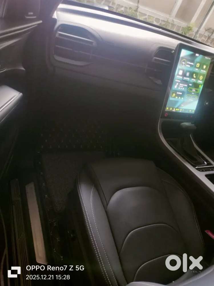 Immaculate Mg Hector Plus Dec 2024 Petrol Cvt For Sale