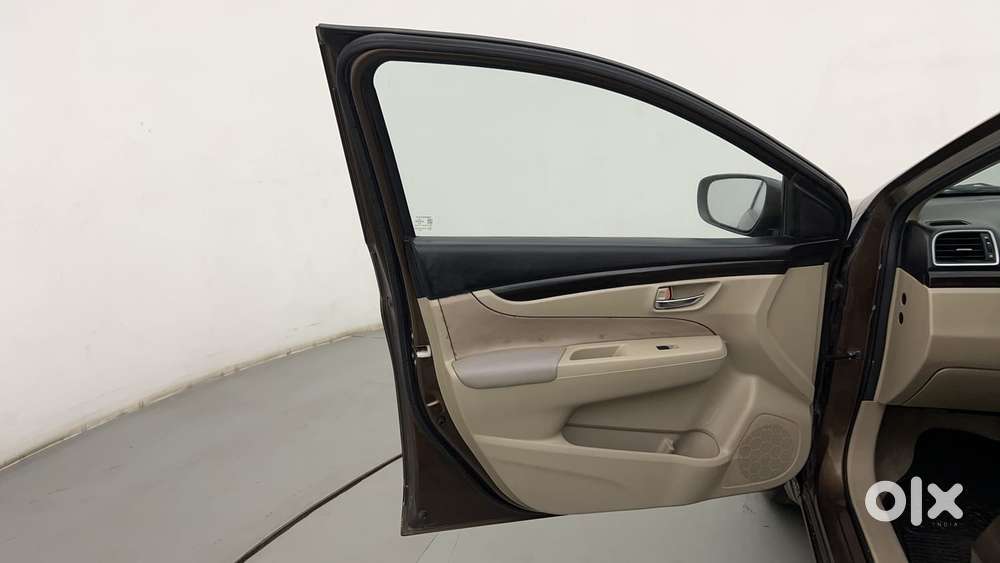 Maruti Suzuki Ciaz 2014-2017 At Zxi, 2015, Petrol