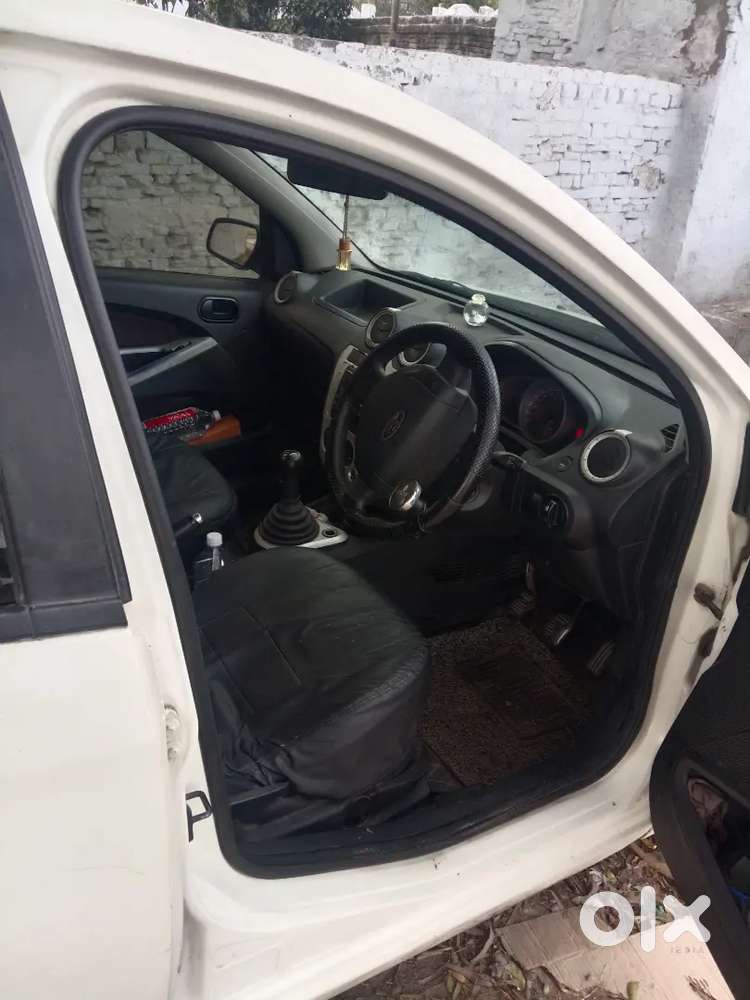 Ford Figo 2014 Diesel 15000 Km Driven