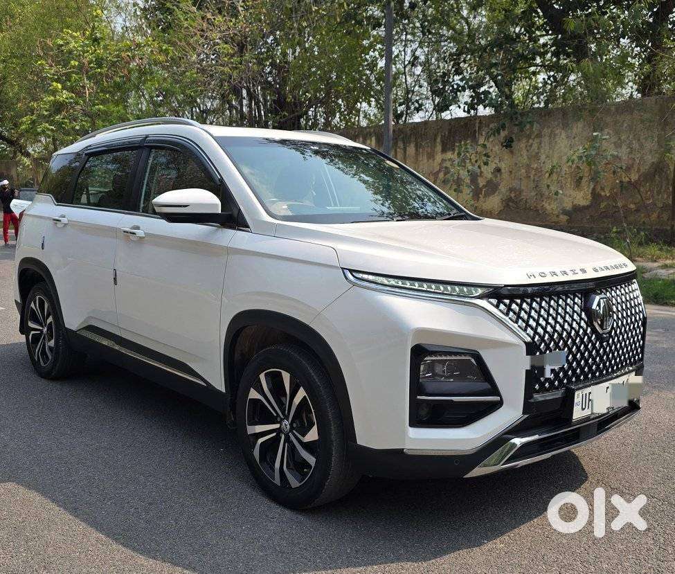 Mg Hector Plus Sharp Pro 1.5 Turbo Petrol Mt 6 Str, 2023, Petrol