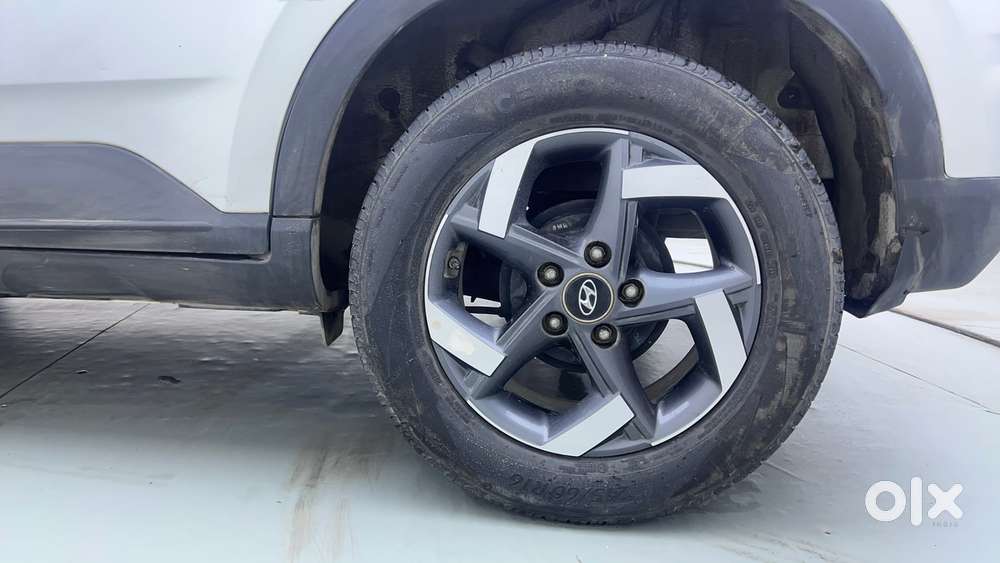 Hyundai Venue Sx Plus Turbo Dct, 2022, Petrol