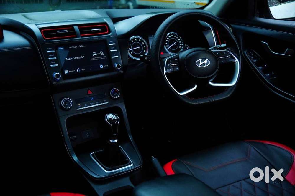 Hyundai Creta 1.5 S Plus Knight Petrol Dual Tone, 2022, Petrol