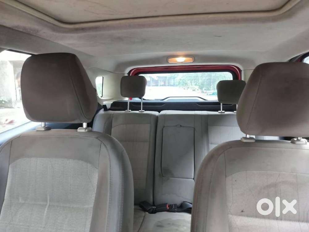 Ford Ecosport Titanium+ 1.5 Petrol At  Race Red  1st Owner