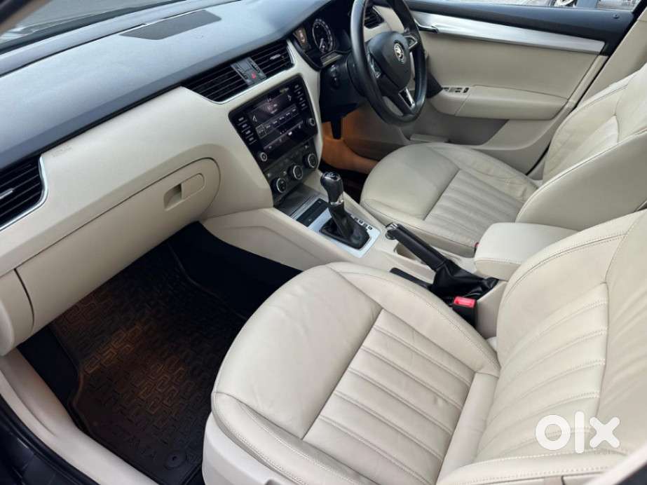 Skoda Octavia 1.8 Tsi Style Plus At, 2018, Petrol