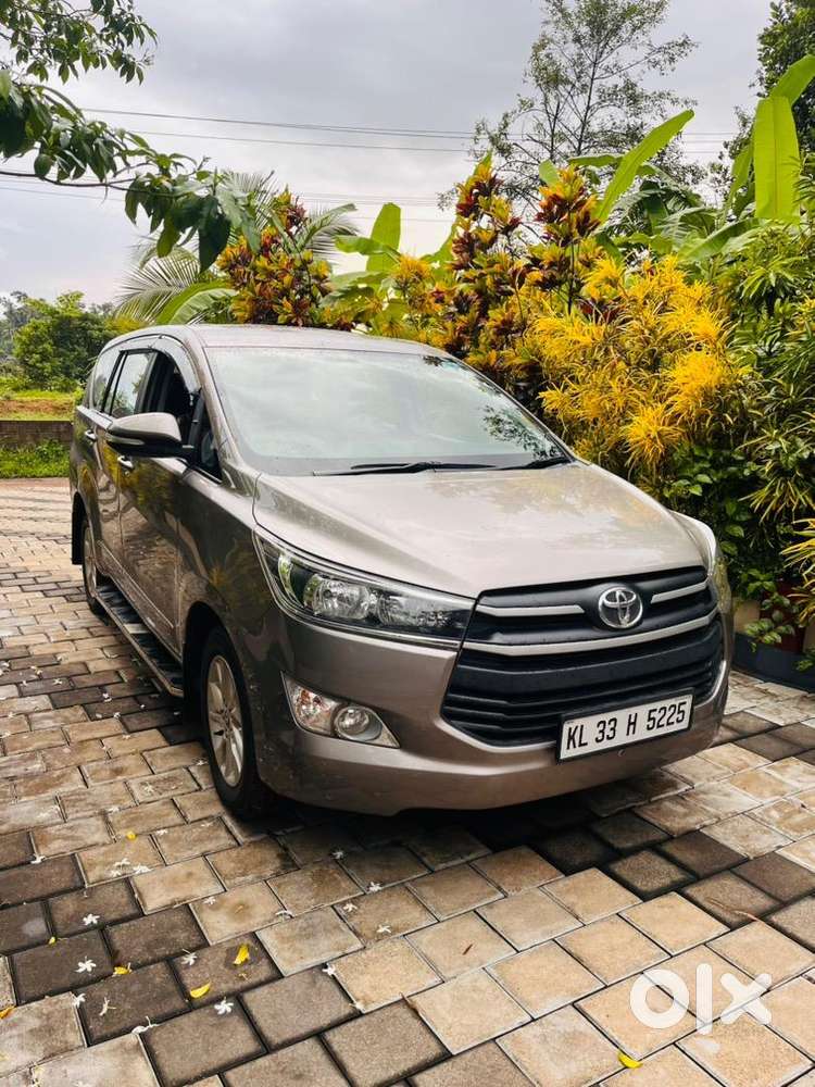 Toyota Innova Crysta