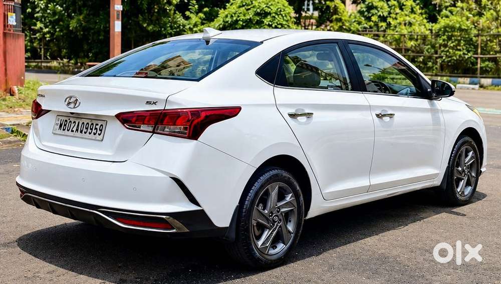 Hyundai Verna 1.5 Sx Petrol Mt, 2021, Petrol