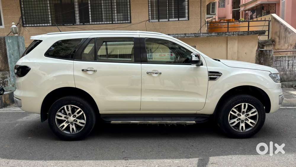 Ford Endeavour 2.2 Titanium 4x2 At, 2018, Diesel