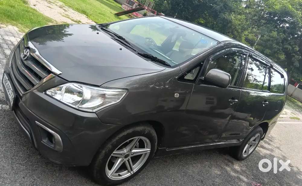 Toyota Innova Diesel 2012