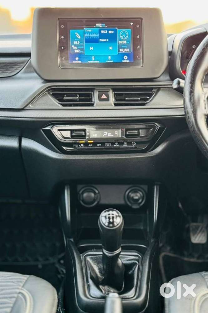 Maruti Suzuki Swift Vxi Optional, 2024, Petrol