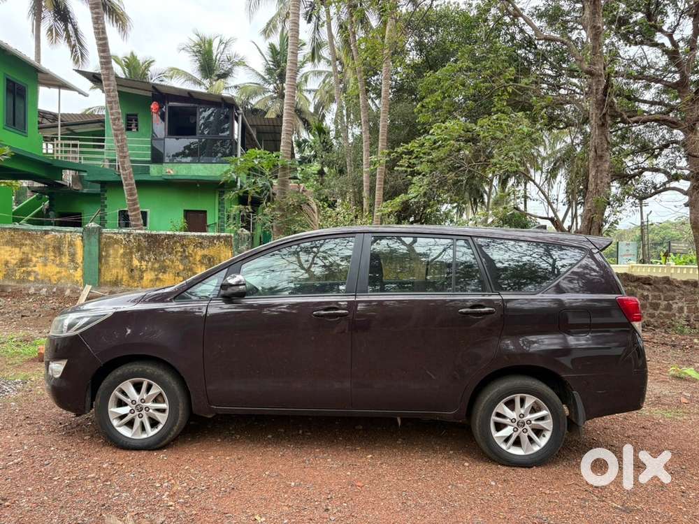 Toyota Innova Crysta 2017