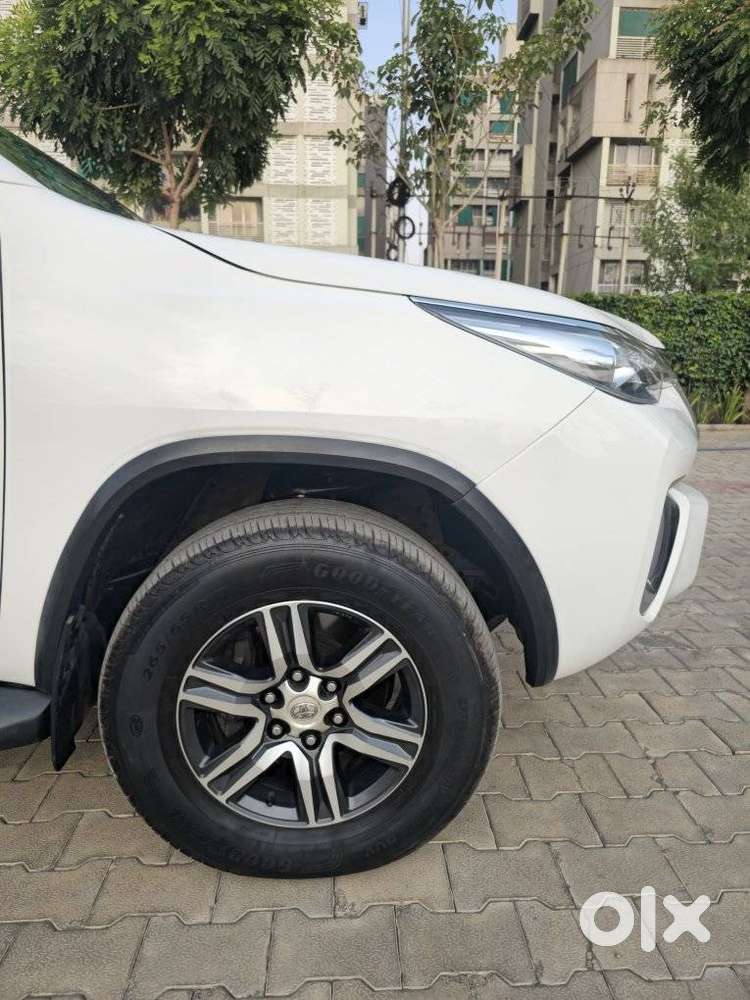 Toyota Fortuner 4x2 At 2.8 Diesel, 2017, Diesel