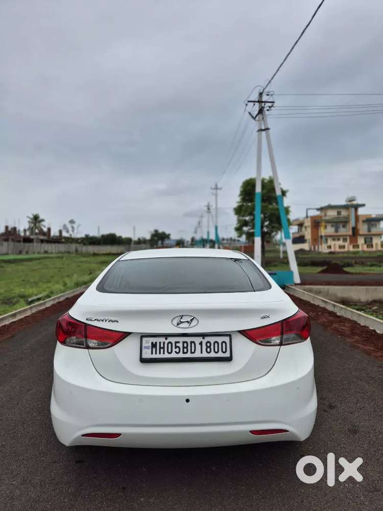 Selling My Hyundai Elantra Topend Model Next To Showroom Condition