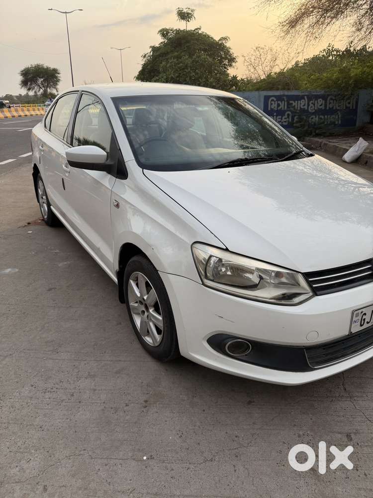 Volkswagen Vento 1.2 Highline Plus At 16 Alloy, 2010, Petrol