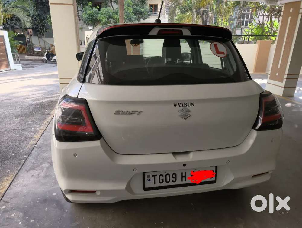 Swift Vxi O Amt In Brand New Condition 6 Months Old
