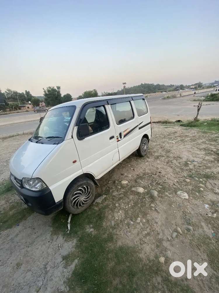 Maruti Suzuki Eeco 2017
