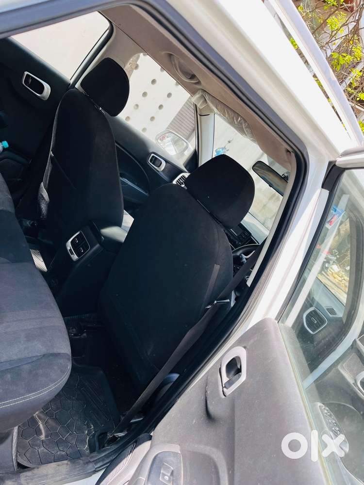 Hyundai Venue S Turbo, 2021, Petrol