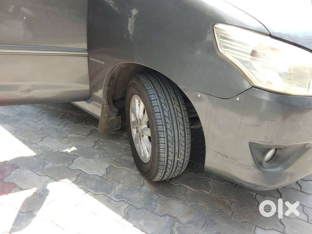 Toyota Innova 2.0 V, 2012, Diesel