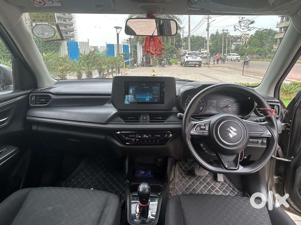 Maruti Suzuki Swift Vxi 2025