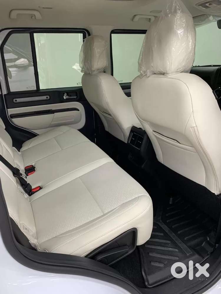 Mahindra Thar Roxx, 2025, Diesel