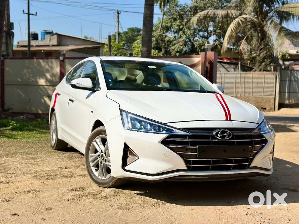 New Elantra Top Model Showroom Maintained