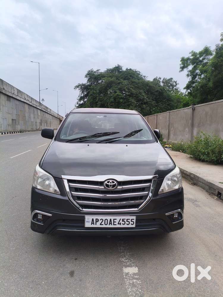 Toyota Innova 2.5 G (diesel) 8 Seater, 2010, Diesel