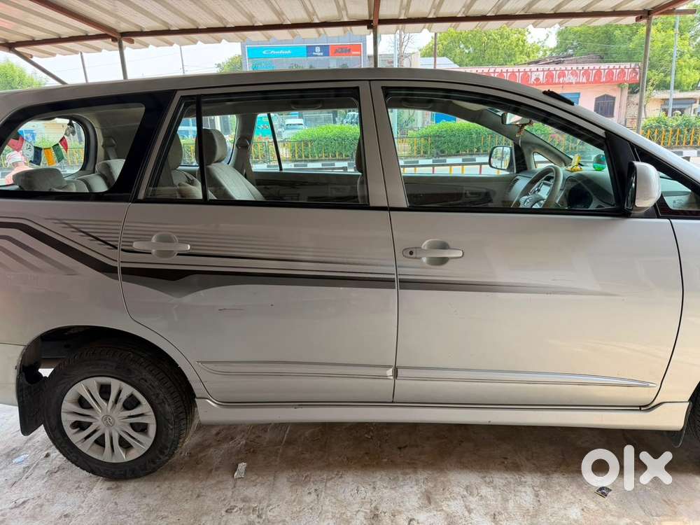 Toyota Innova Diesel 2014
