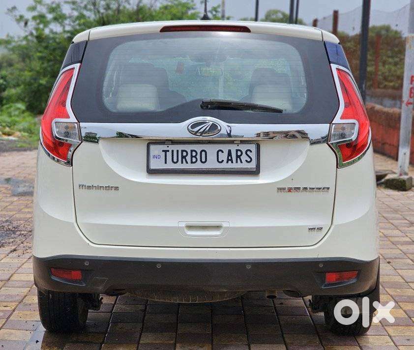 Mahindra Marazzo M8, 2018, Diesel