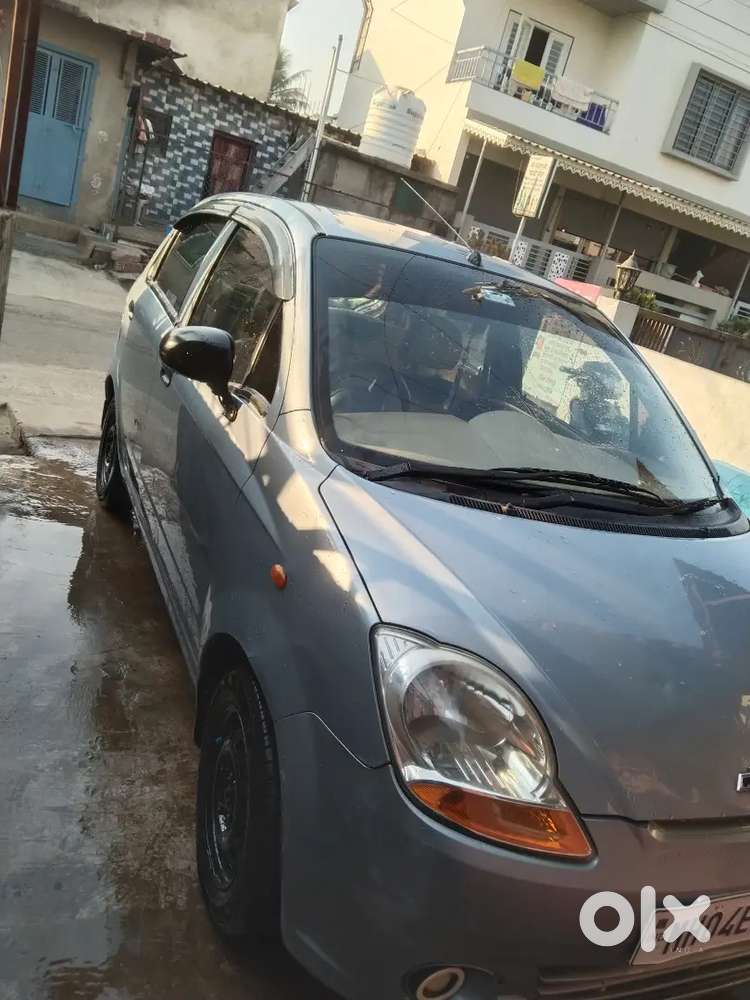 गाडी कंडिशन फुल आहे चारी टायर नवीन टाकले आहे