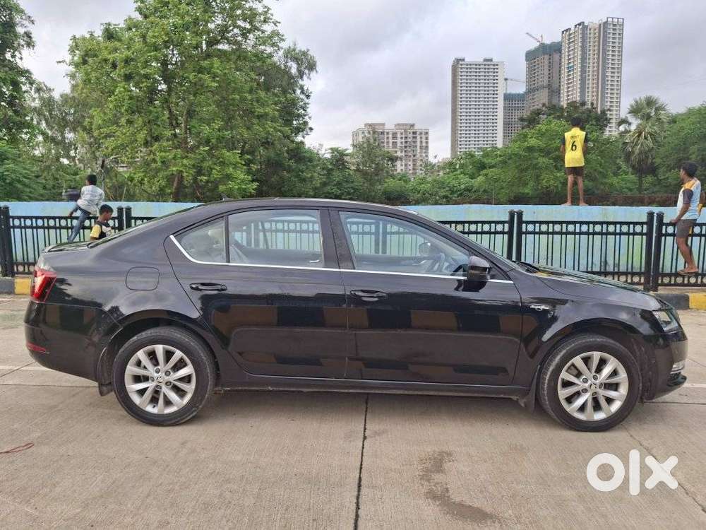 Skoda Octavia 2.0 L K Tsi At, 2018, Petrol