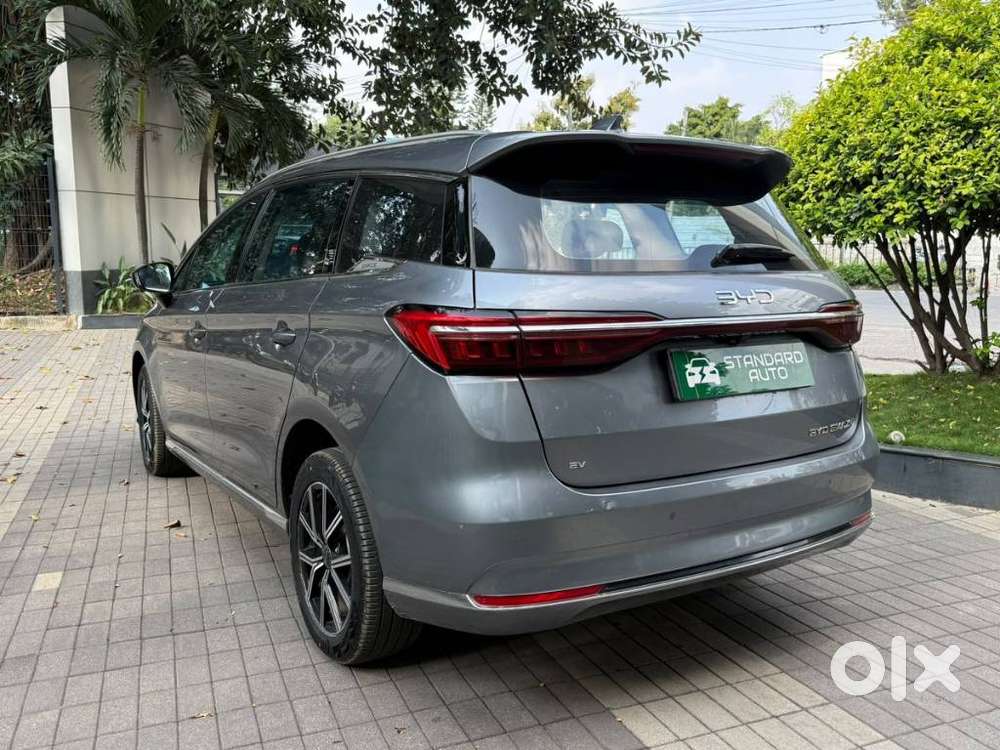 Byd Emax 7 Superior 6 Str, 2024, Electric