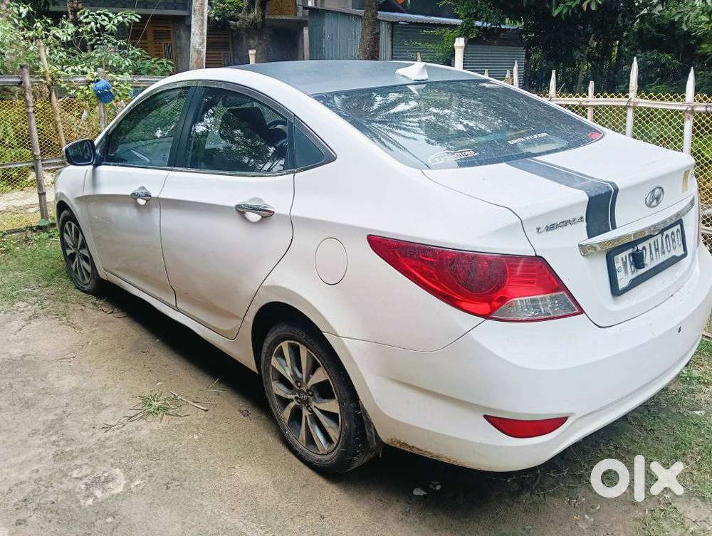 Hyundai Verna Fluidic 1.6 Crdi Sx Opt, 2015, Diesel