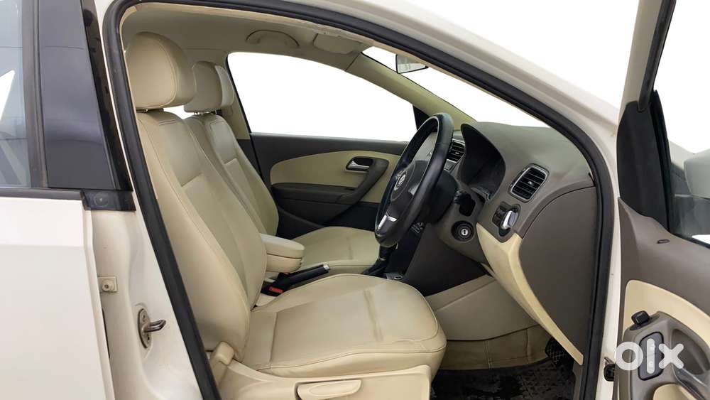 Volkswagen Vento 2010-2013 Petrol Highline At, 2014, Petrol