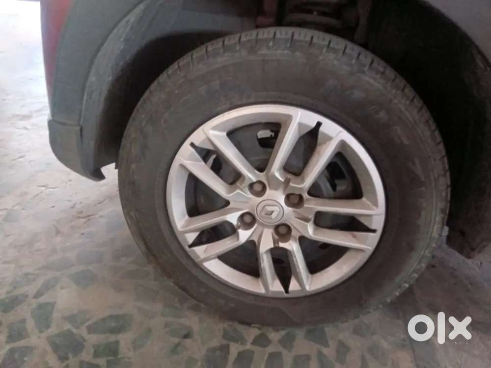 Perfect Condition Renault Triber Petrol Manual