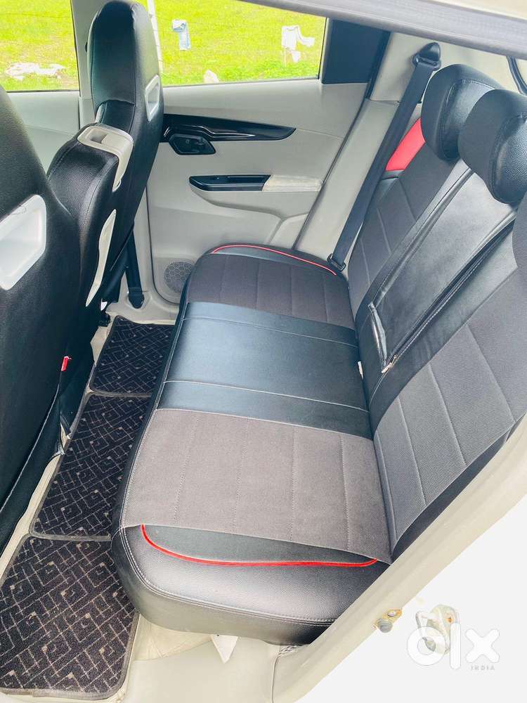 Mahindra Kuv 100 2016-2017 Mfalcon D75 K8, 2018